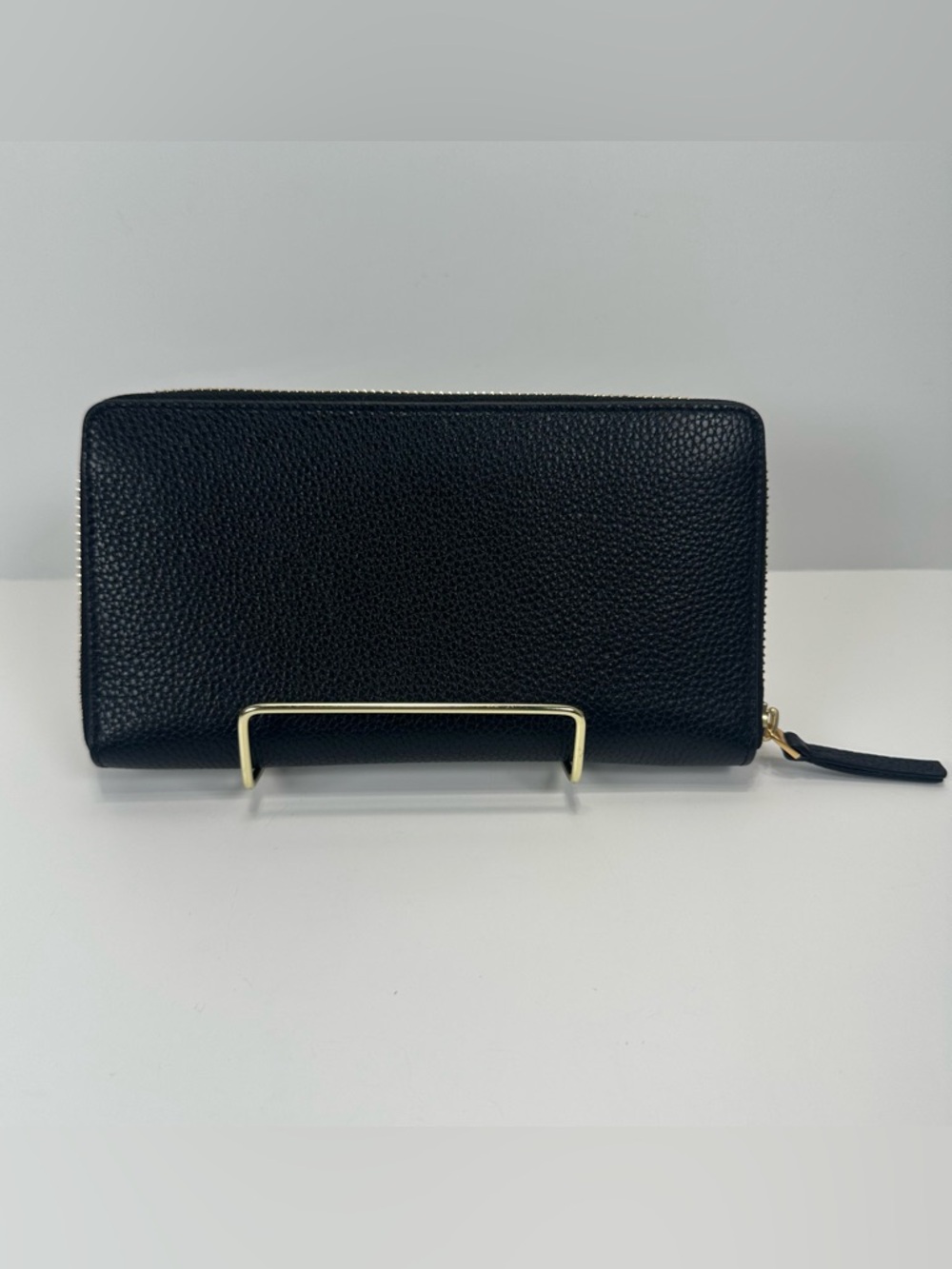 Tory Burch Black Pebbled Leather Zip Around Wallet Gold Logo Classic NWOT - Picture 2 of 15